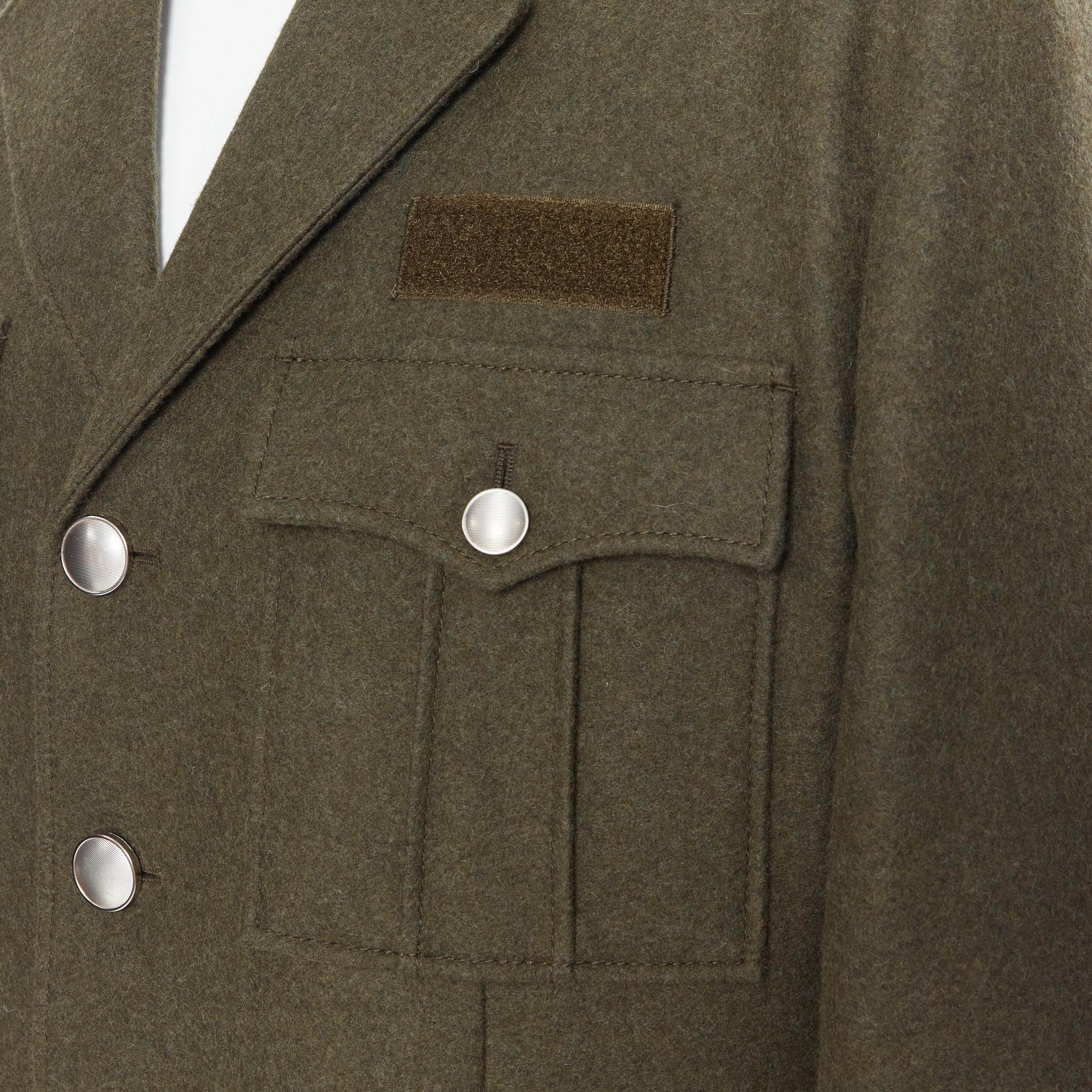 new PRADA 2019 Runway 100% virgin wool green military pocket jacket coat IT50 L
Brand: Prada
Designer: Miuccia Prada
Collection: Fall Winter 2019 Look 24
Model Name / Style: Military coat
Material: Wool
Color: Green
Pattern: Solid
Closure: