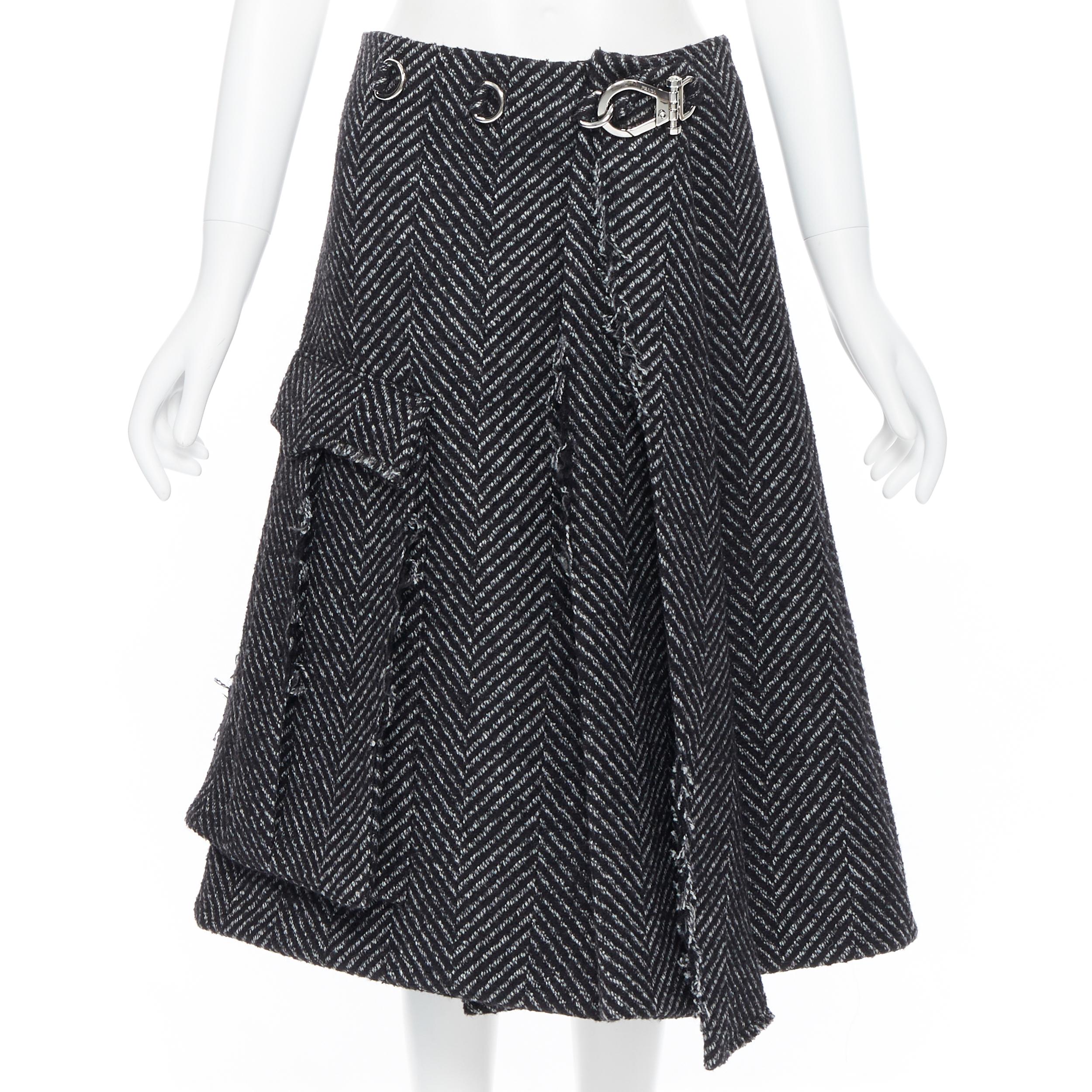 Black new PRADA 2019 Runway grey chevon wool tweed frayed metal clasp skirt IT38 XS