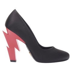 new PRADA 2019 Runway red lightning bolt heel black satin pump EU36.5