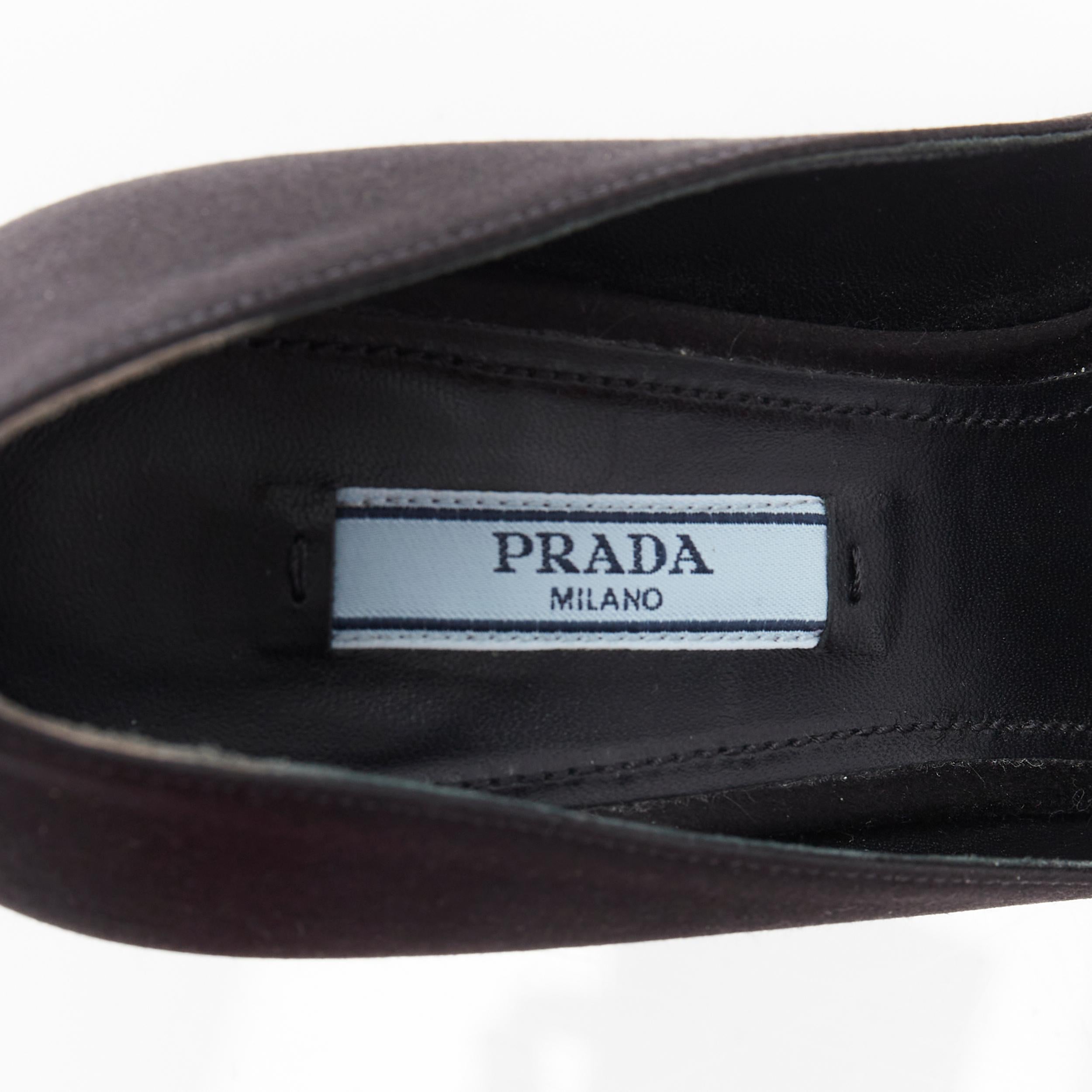 new PRADA 2019 Runway red lightning bolt heel black satin pump EU37.5 In New Condition In Hong Kong, NT