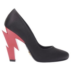 new PRADA 2019 Runway red lightning bolt heel black silk pump EU38