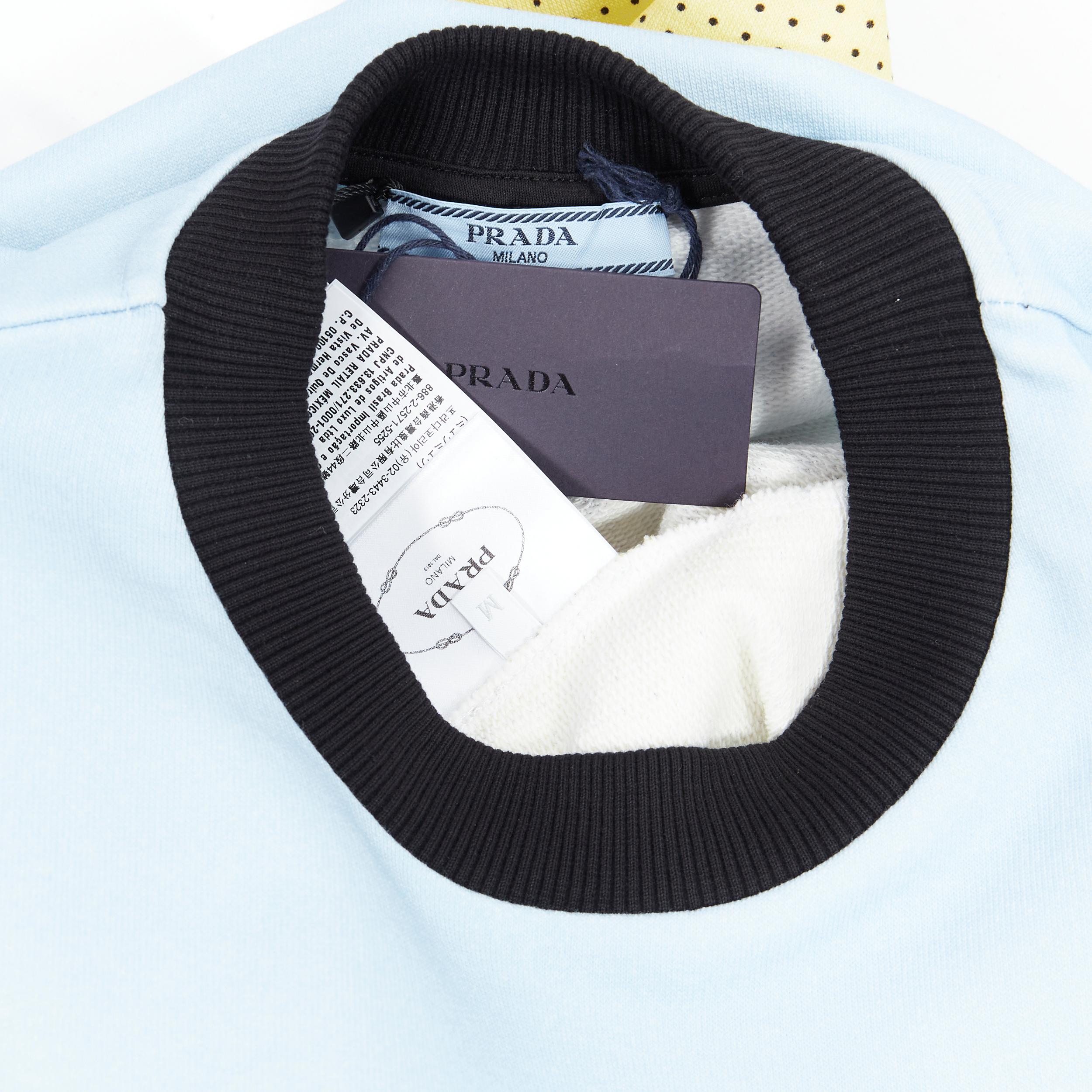 Neuer PRADA 2020 Pullover mit ovalem Logodruck und Farbblockmuster mit kurzen Ärmeln M im Angebot 4