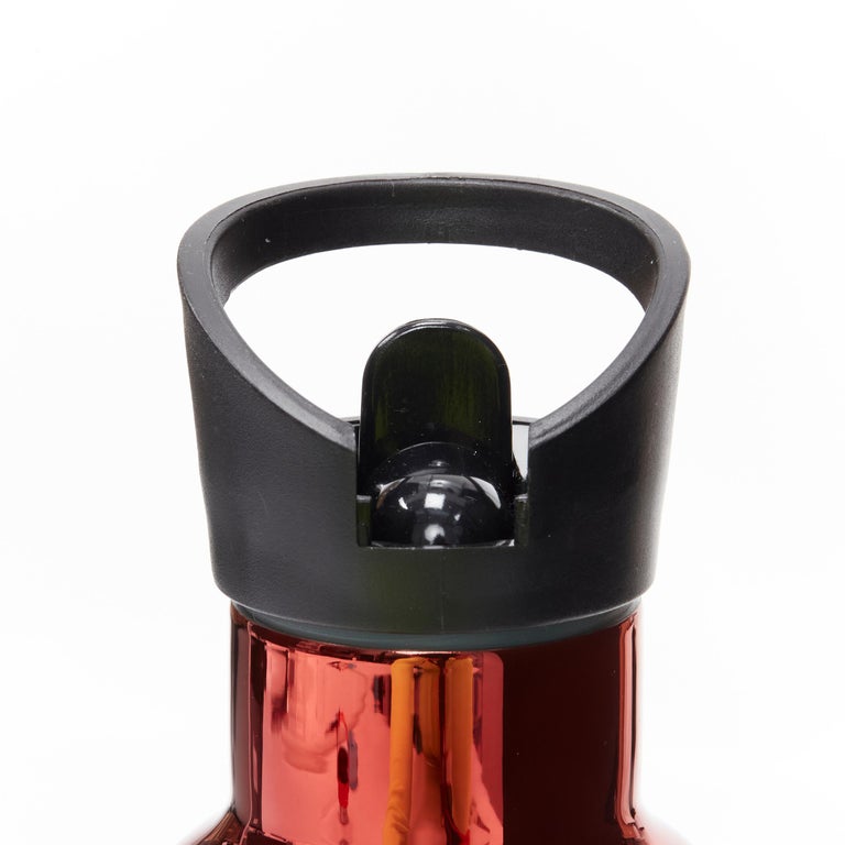 new PRADA 2021 mirrored red black logo stainless steel water bottle 500ml  at 1stDibs