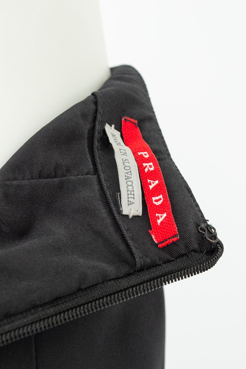 New Prada Black Corset-Seam Pencil Skirt with Vinyl Zippers and Vent - S, 2001 en vente 6
