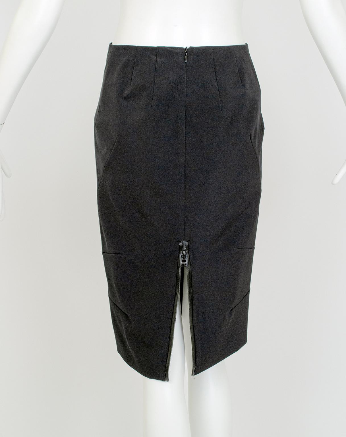 New Prada Black Corset-Seam Pencil Skirt with Vinyl Zippers and Vent - S, 2001 Neuf - En vente à Tucson, AZ