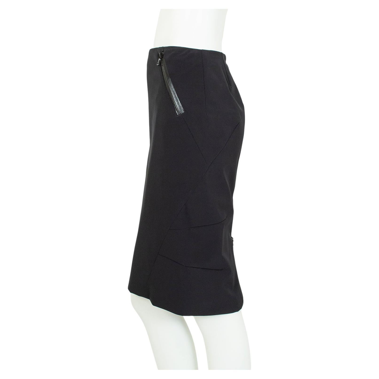 New Prada Black Corset-Seam Pencil Skirt with Vinyl Zippers and Vent – S, 2001