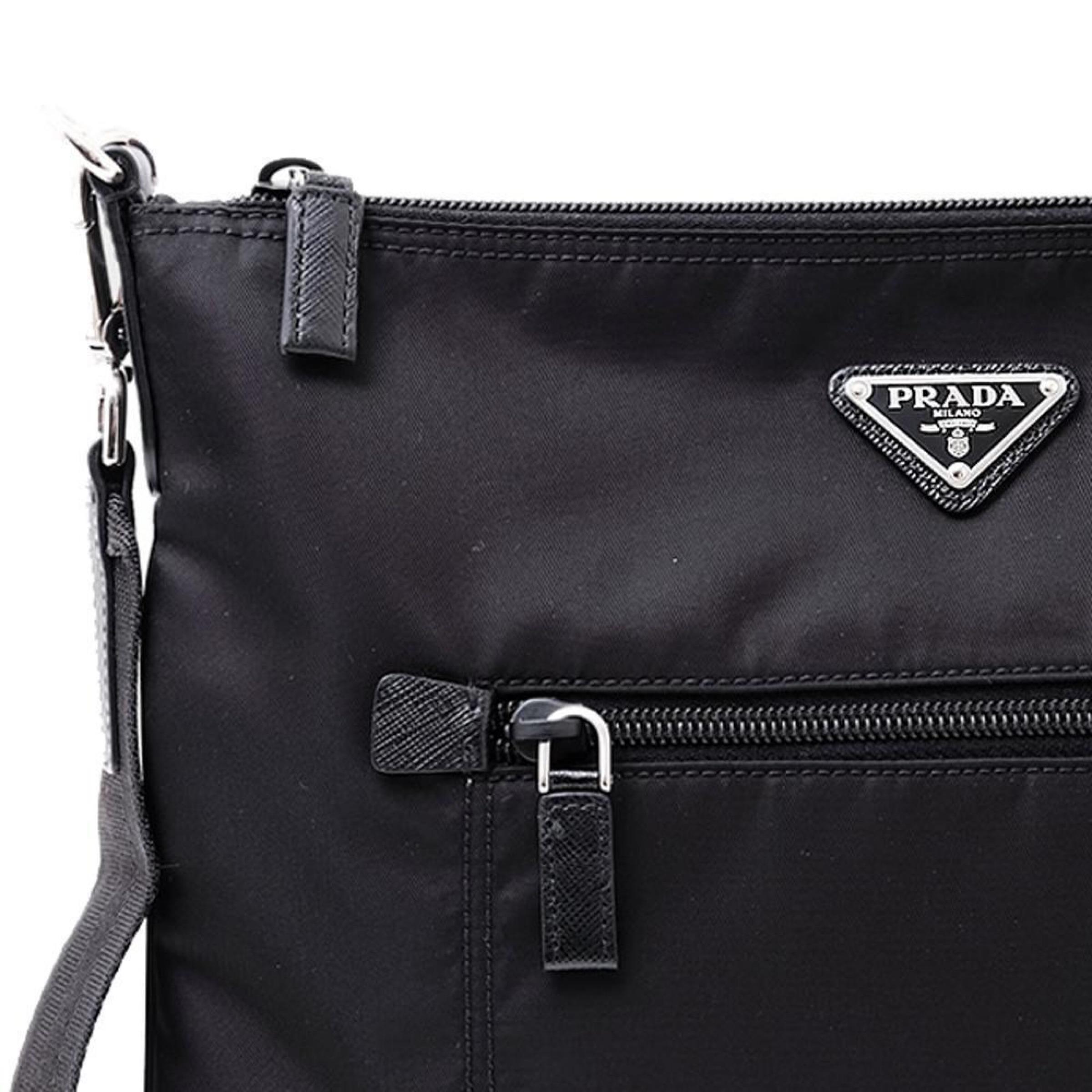 NEU Prada Schwarz Tessuto Messenger Crossbody Tasche aus Nylon 1
