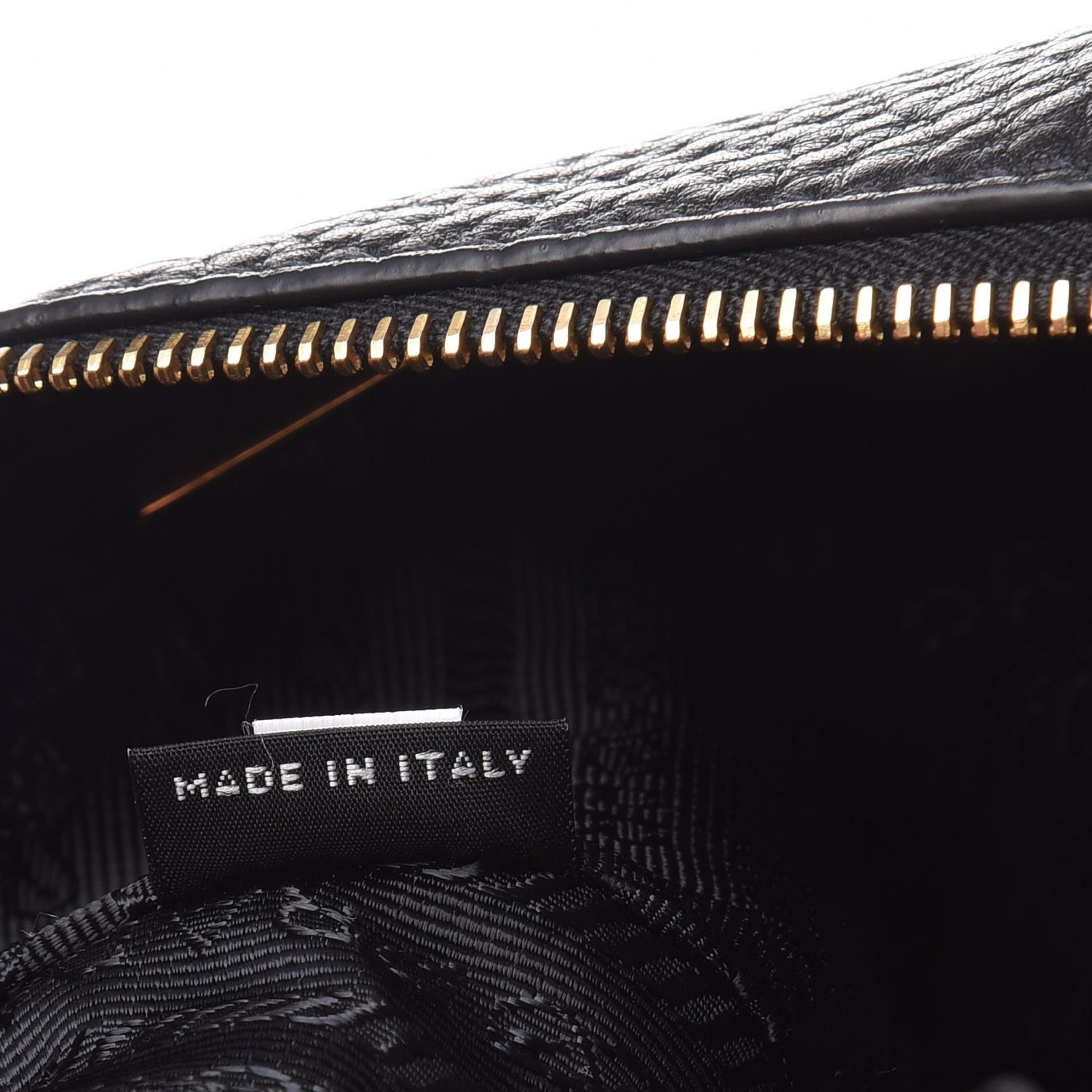 NEW Prada Black Vitello Daino Leather Cosmetic Pouch Clutch Travel Bag For Sale 5