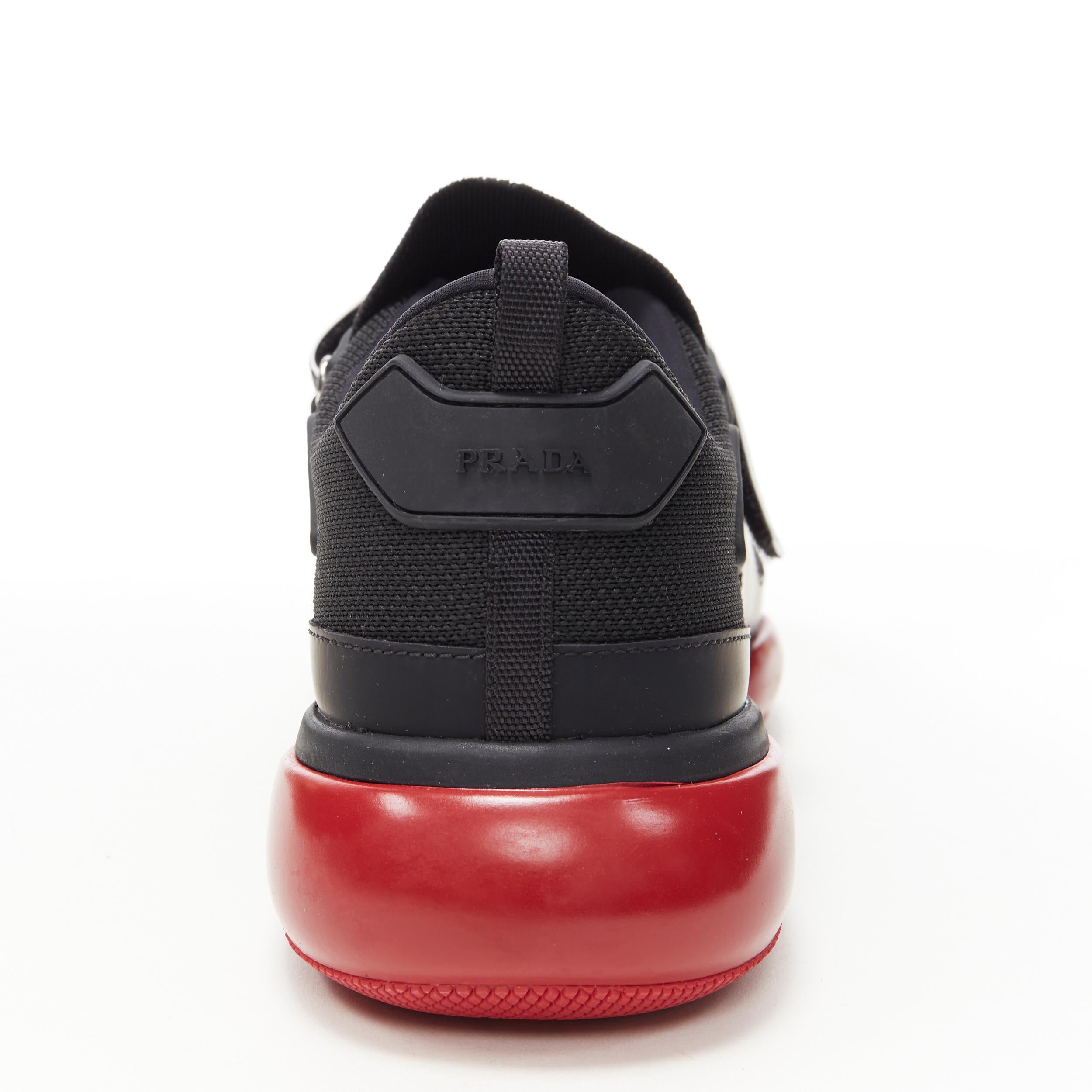 Baskets basses PRADA Cloudbust noires et rouges avec logo en caoutchouc, neuves, taille UK 7,5 US 8,5 2
