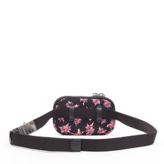 PRADA Frankenstein rose sac à pochette à fermeture éclair avec logo triangulaire en forme de micro cœur, neuf