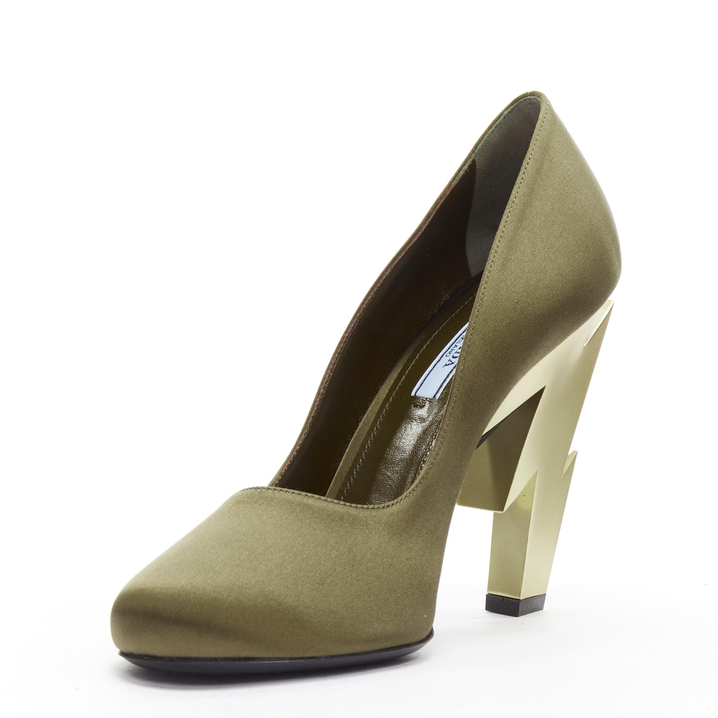 new PRADA Lightning Bolt green silk satin gold metal heel pump EU38.5 In New Condition For Sale In Hong Kong, NT