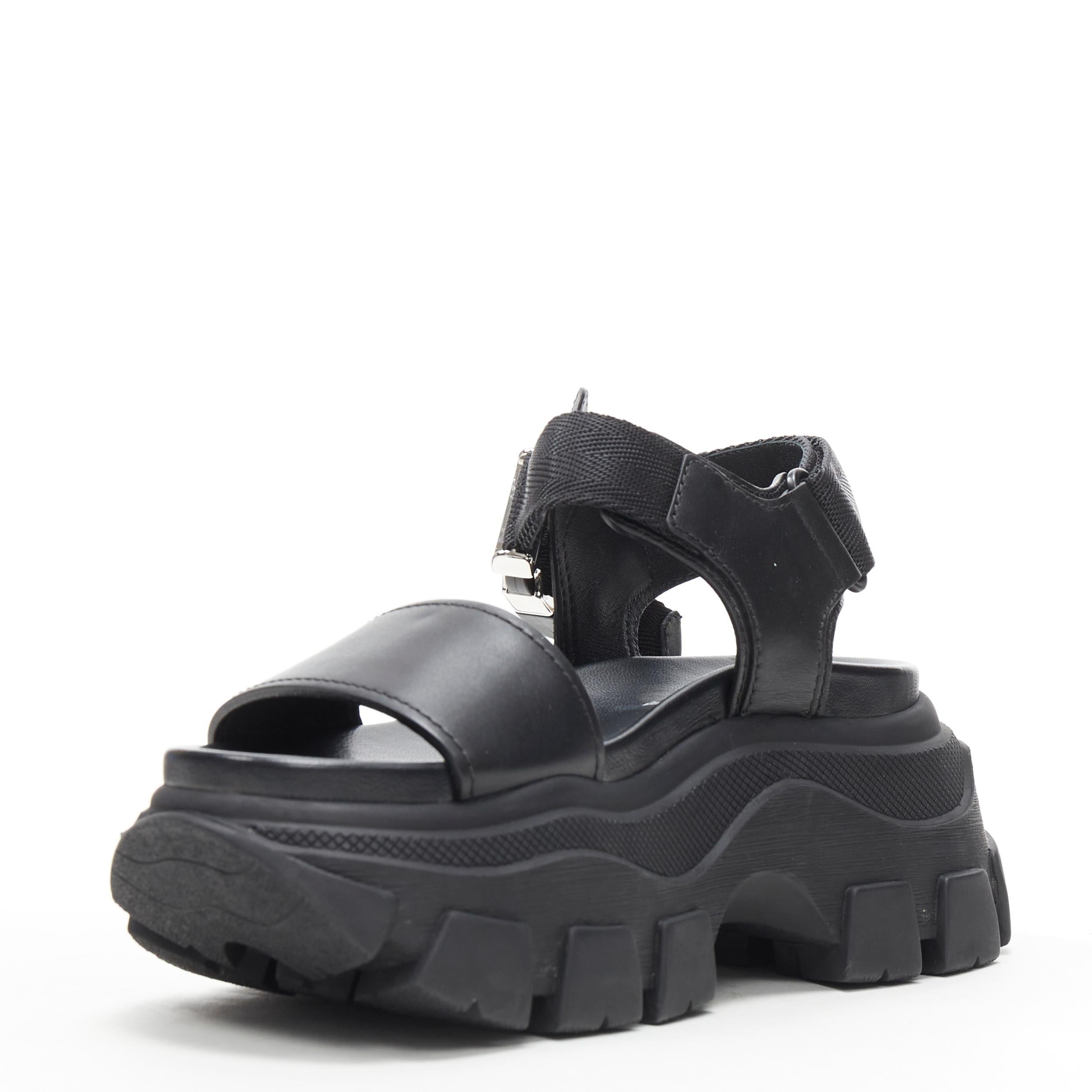 new Prada Pegusus Monolith Thunder sandalo in pelle nera con plateau e tacco EU39 In condizioni Nuovo a Hong Kong, NT