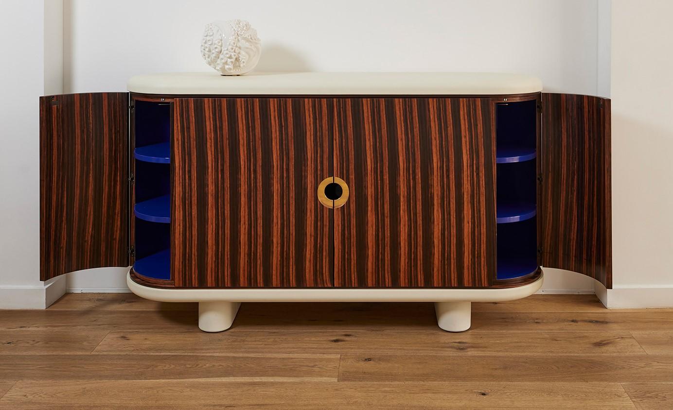 NUEVO PRECIO - OFERTA ESPECIAL Armario contemporáneode Hervé Langlais Siglo XXI y contemporáneo en venta