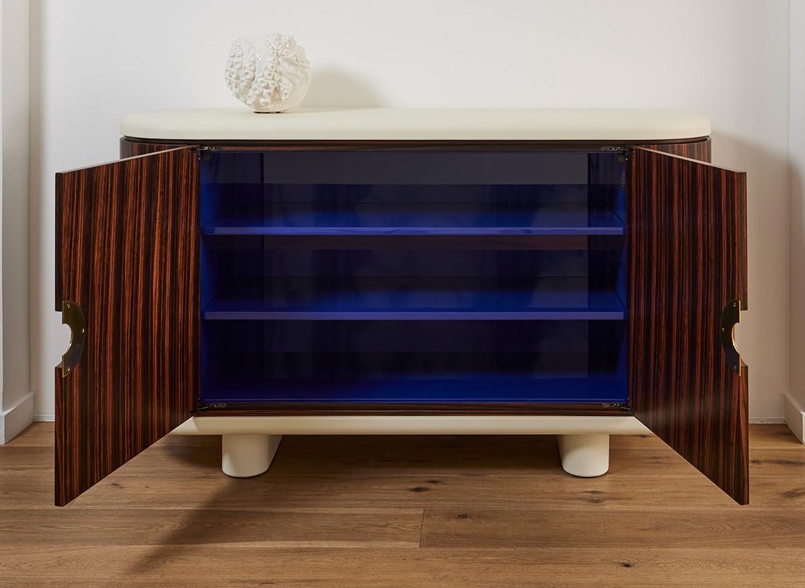NUEVO PRECIO - OFERTA ESPECIAL Armario contemporáneode Hervé Langlais en venta 1