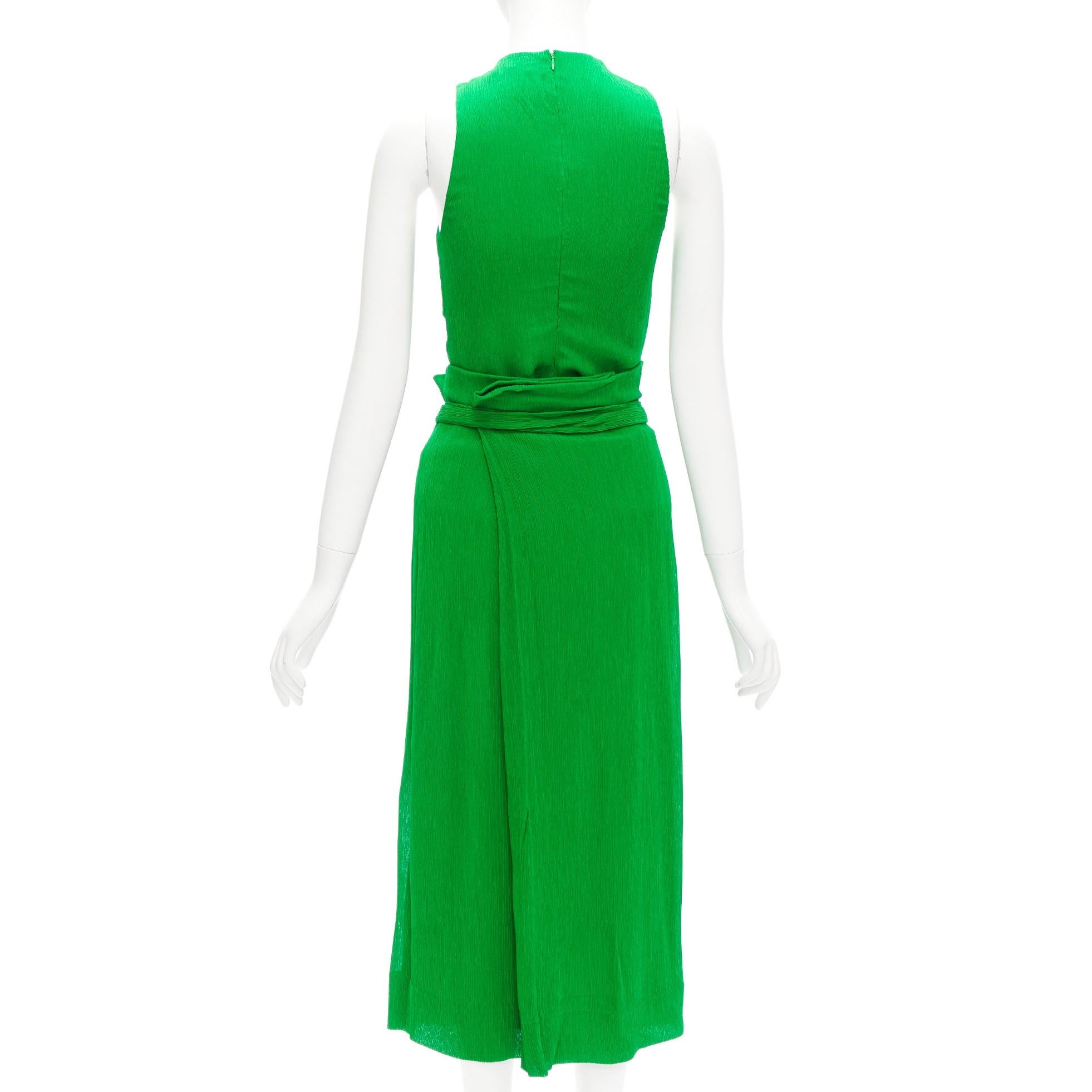new PROTAGONIST kelly green plisse silk lined tie belt wrap skirt set US0 XS In New Condition For Sale In Hong Kong, NT