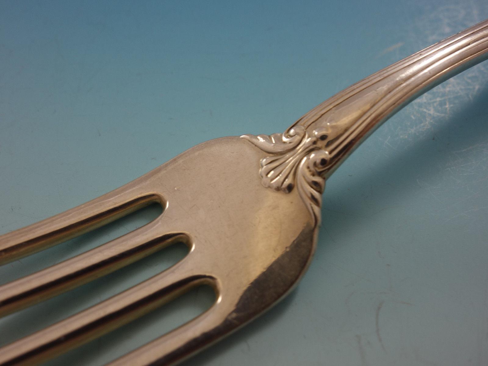New Queens by Durgin Sterling Silver Flatware Set Service 100 Pieces 