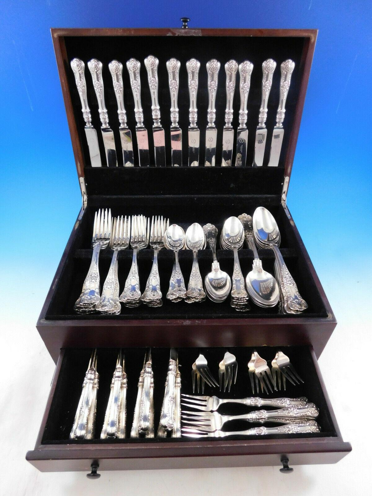 New Queens by Gorham sterling silver Flatware set, 96 pieces. This timeless, classic, shell-motif pattern was introduced in the year 1899. This set includes:

12 Knives, 9