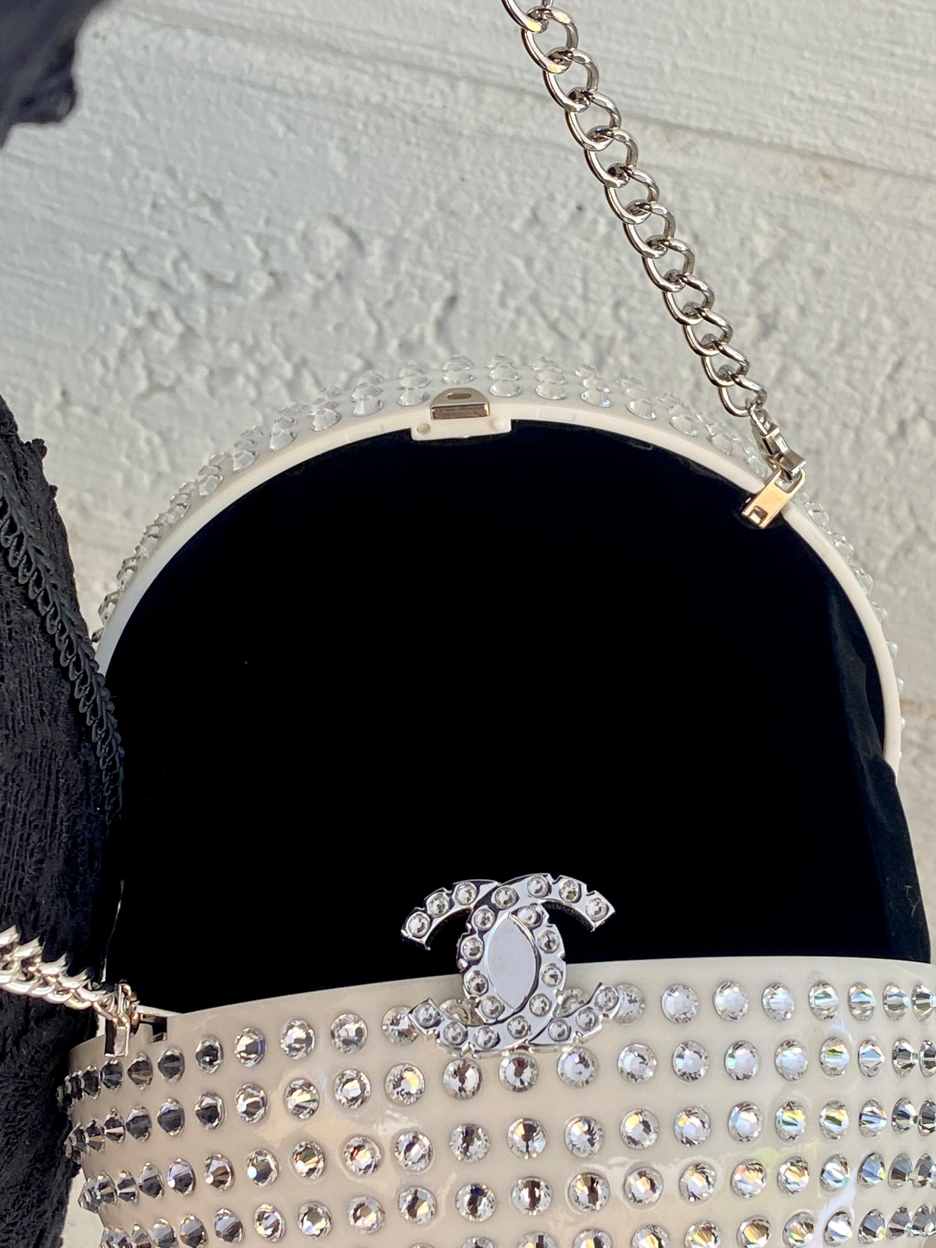Nouveau Rare Chanel Minaudières Strass Crystals VIP Hard Clutch Crossbody Bag 5