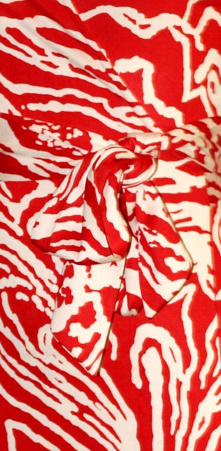 dvf vintage label