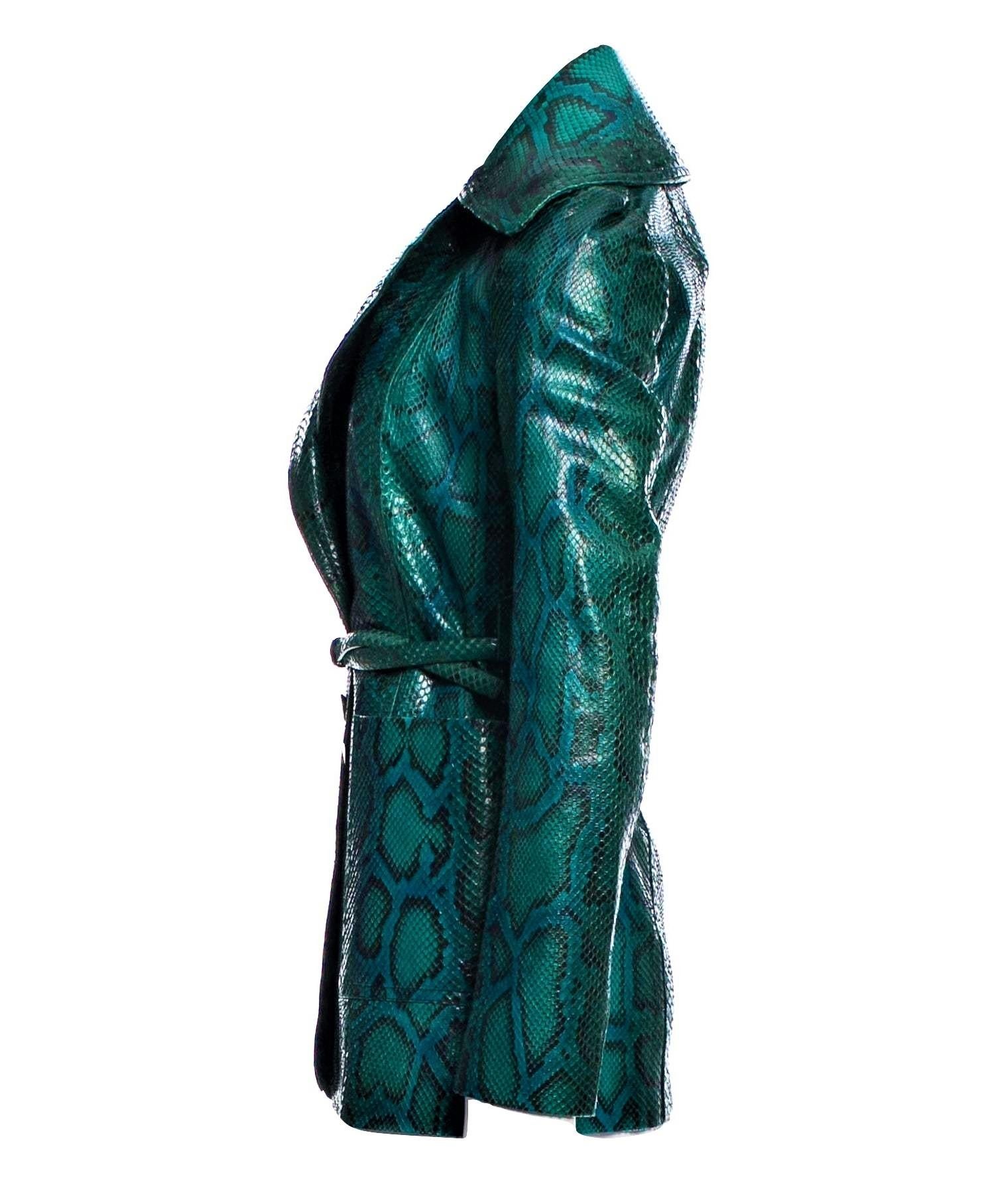 Seltener Gucci 90. Jahrestag Python-Schlangenhaut-Mantel-Blazer $14,650 im Angebot 4