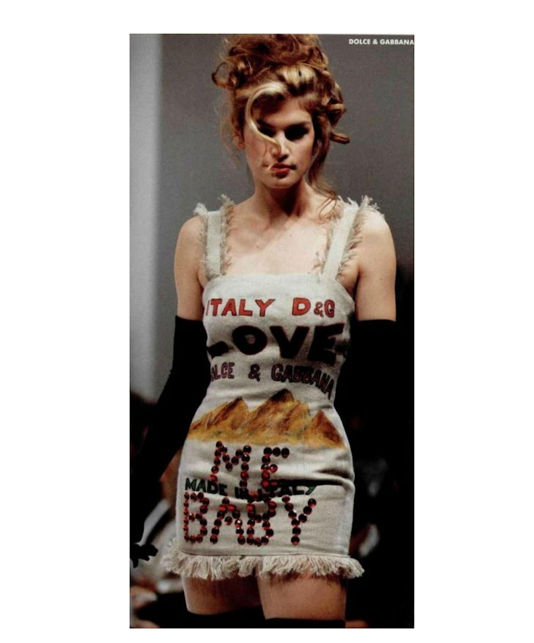 Seltenes Museumsstück - Dolce & Gabbana 1992 Bedrucktes Jute-Sack-Kleid, NEU im Angebot 4