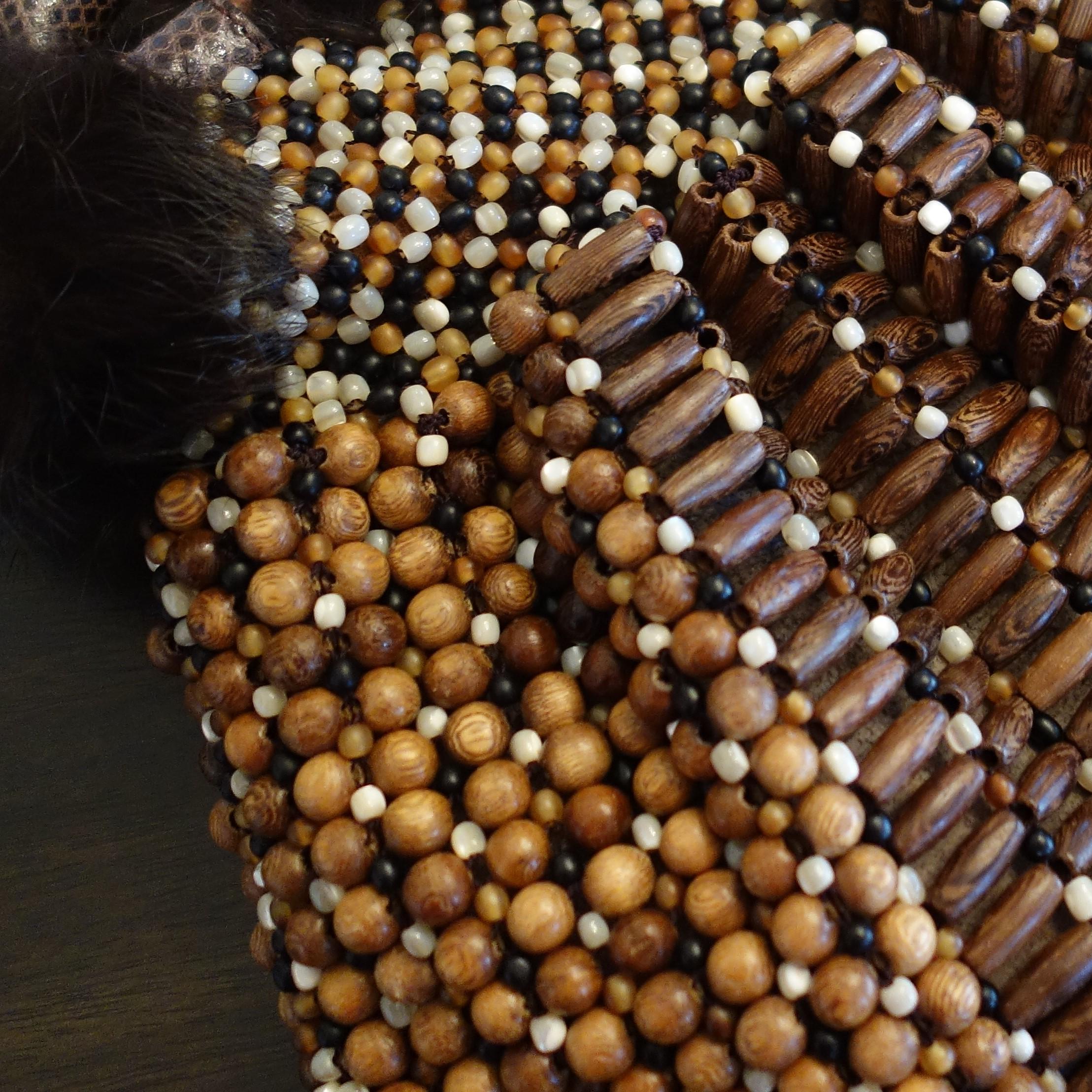 Seltene Salvatore Ferragamo Nerz gefütterte Holztasche mit Perlen und Schlangenhaut mit Etiketten, neu im Angebot 4