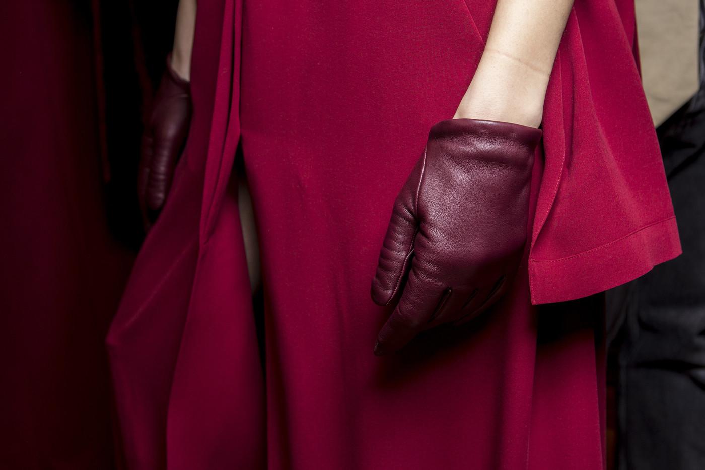 New Rare Salvatore Ferragamo Red Silk Dress F/W 2018  With Tags $3200 Sz 40 For Sale 12