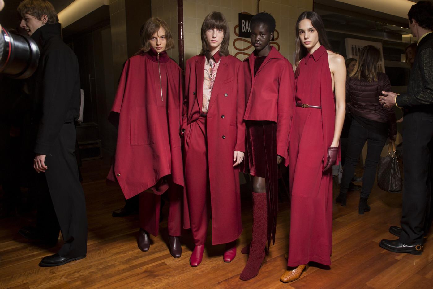 New Rare Salvatore Ferragamo Red Silk Dress F/W 2018  With Tags $3200 Sz 40 For Sale 2