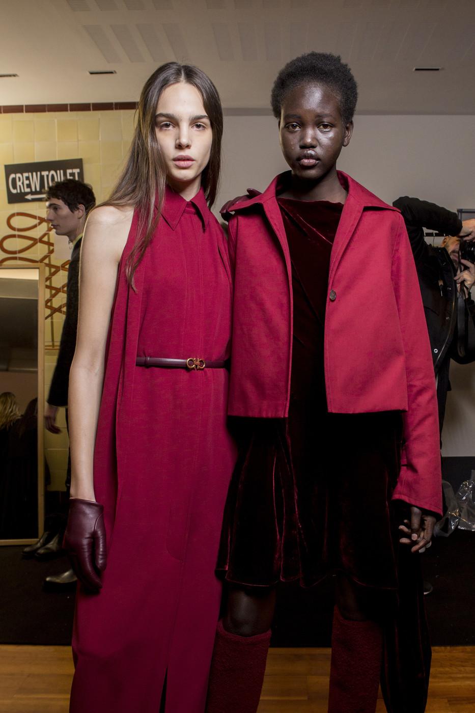 Women's New Rare Salvatore Ferragamo Red Silk Dress F/W 2018  With Tags $3200 Sz 42