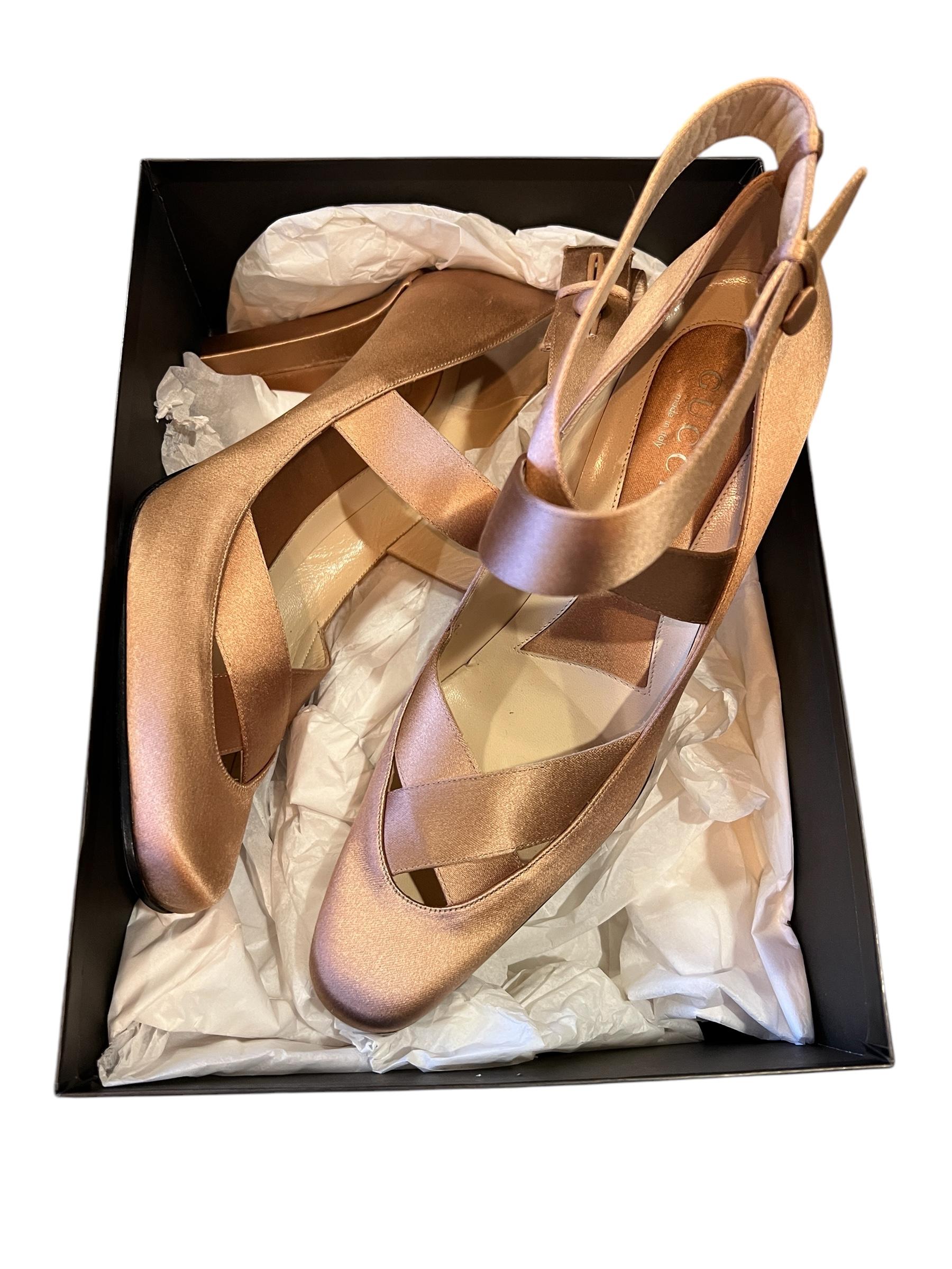 New Rare Tom Ford for Gucci Satin Ballerina Ad Fall 2001 Heels Pumps Sz 9.5 9