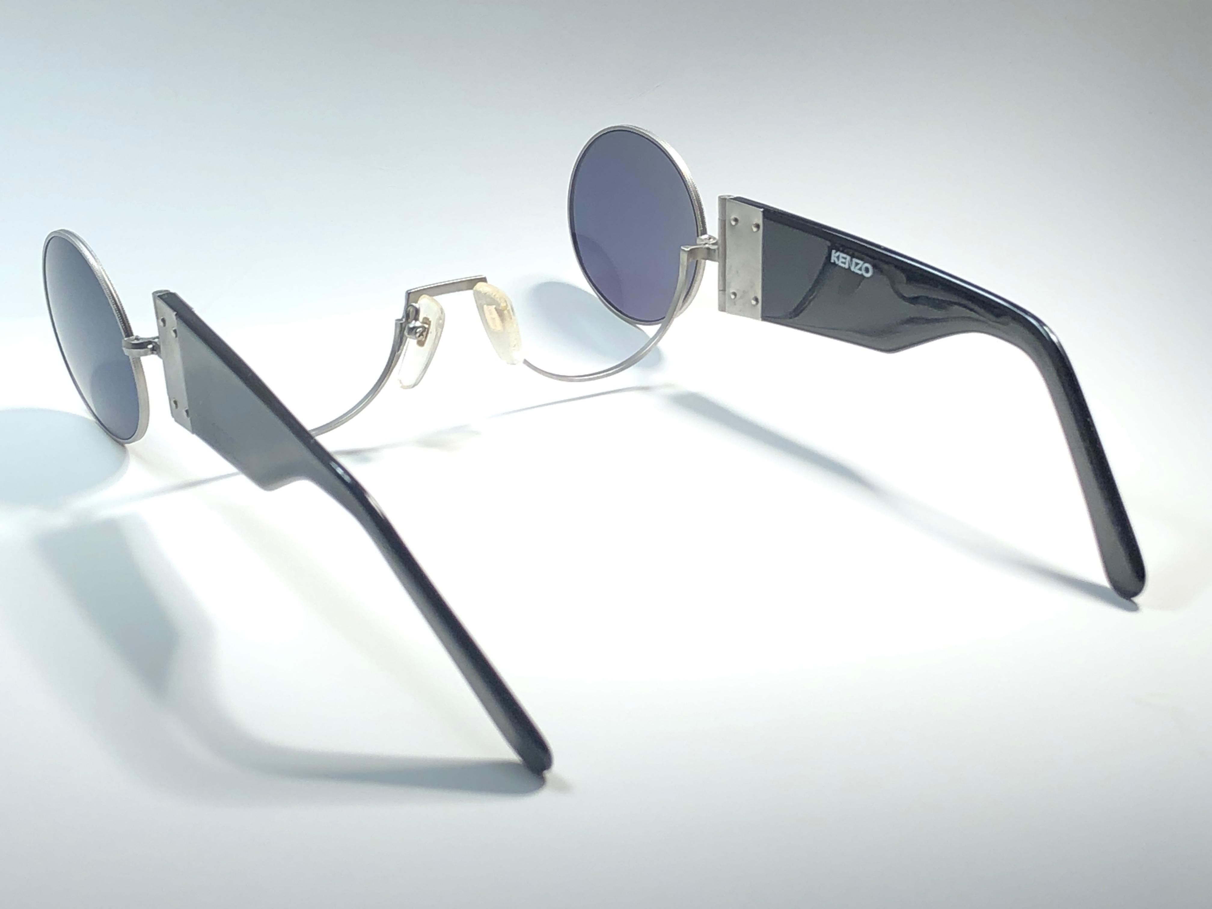 Seltene Vintage Kenzo Klappbare Silber-Sonnenbrille mit Scharnier, 1980er Jahre für Damen oder Herren im Angebot