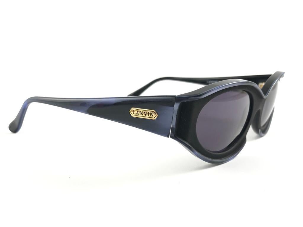 Gray New Rare Vintage Lanvin Camelia Marbled Purple 1980 Sunglasses For Sale