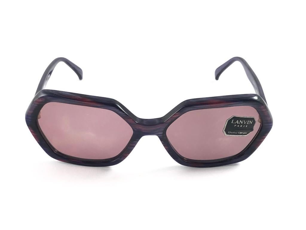 Gris Lunettes de soleil vintage Lanvin « » Country « » à rayures violettes, 1980, neuves et rares en vente