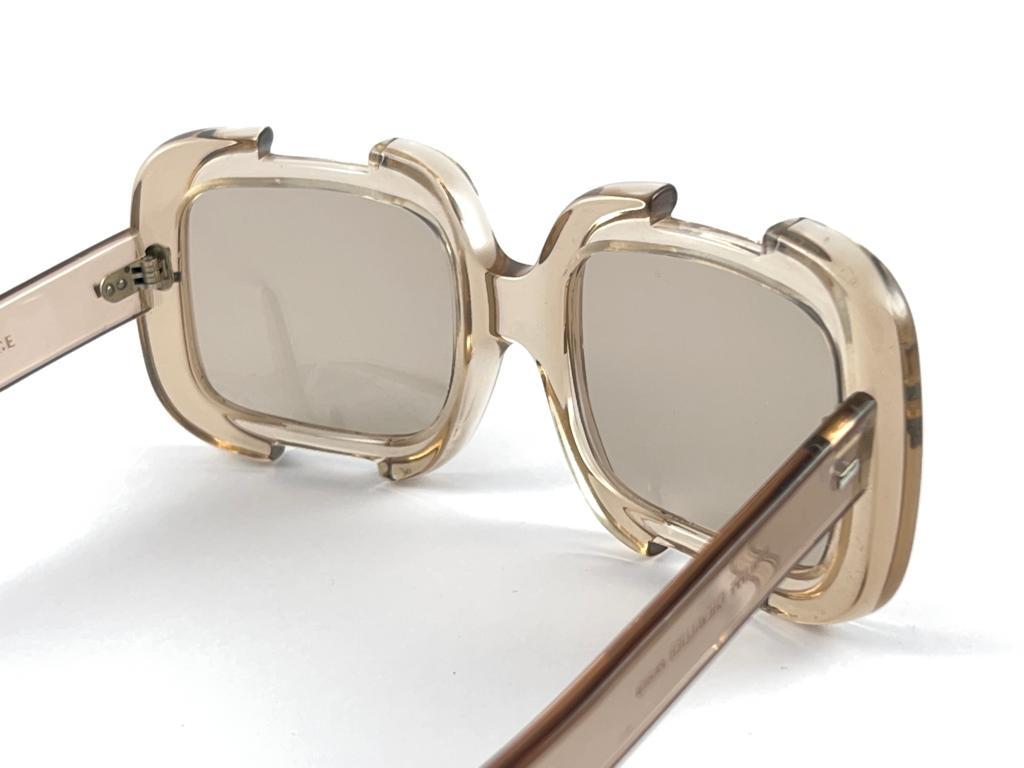Rare Vintage Philippe Chevallier Architectural Oversized 1960's Sunglasses In Excellent Condition For Sale In Baleares, Baleares