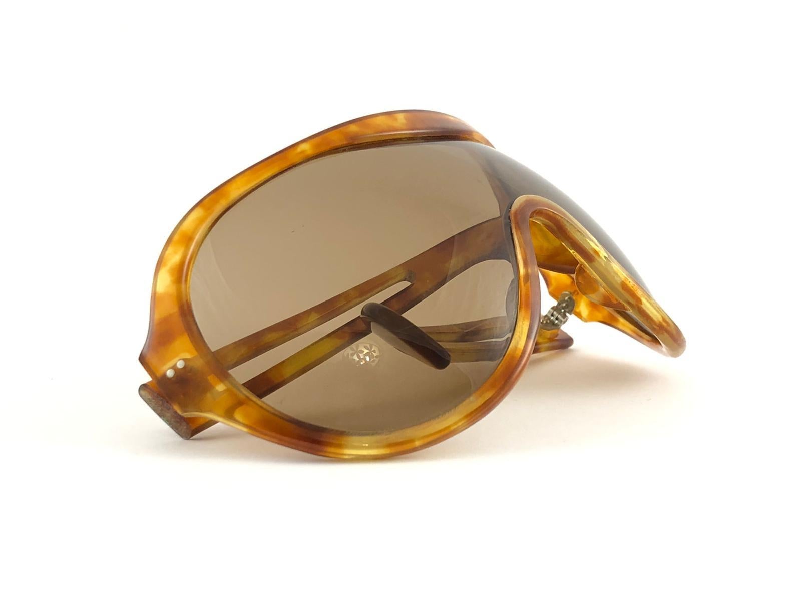 New Rare Vintage Philippe Chevallier Light Tortoise Miles Davis 1960 Sunglasses For Sale 2