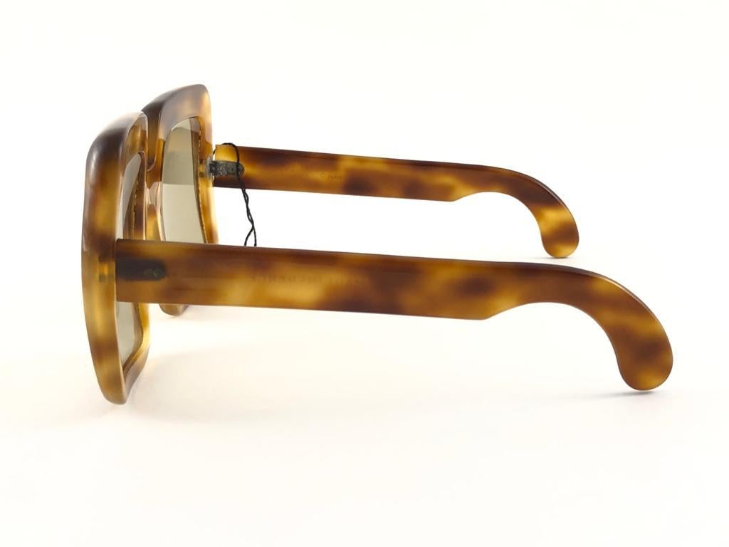 New Rare Vintage Lanvin by Philippe Chevallier Oversized 1960's Sunglasses Neuf - En vente à Baleares, Baleares