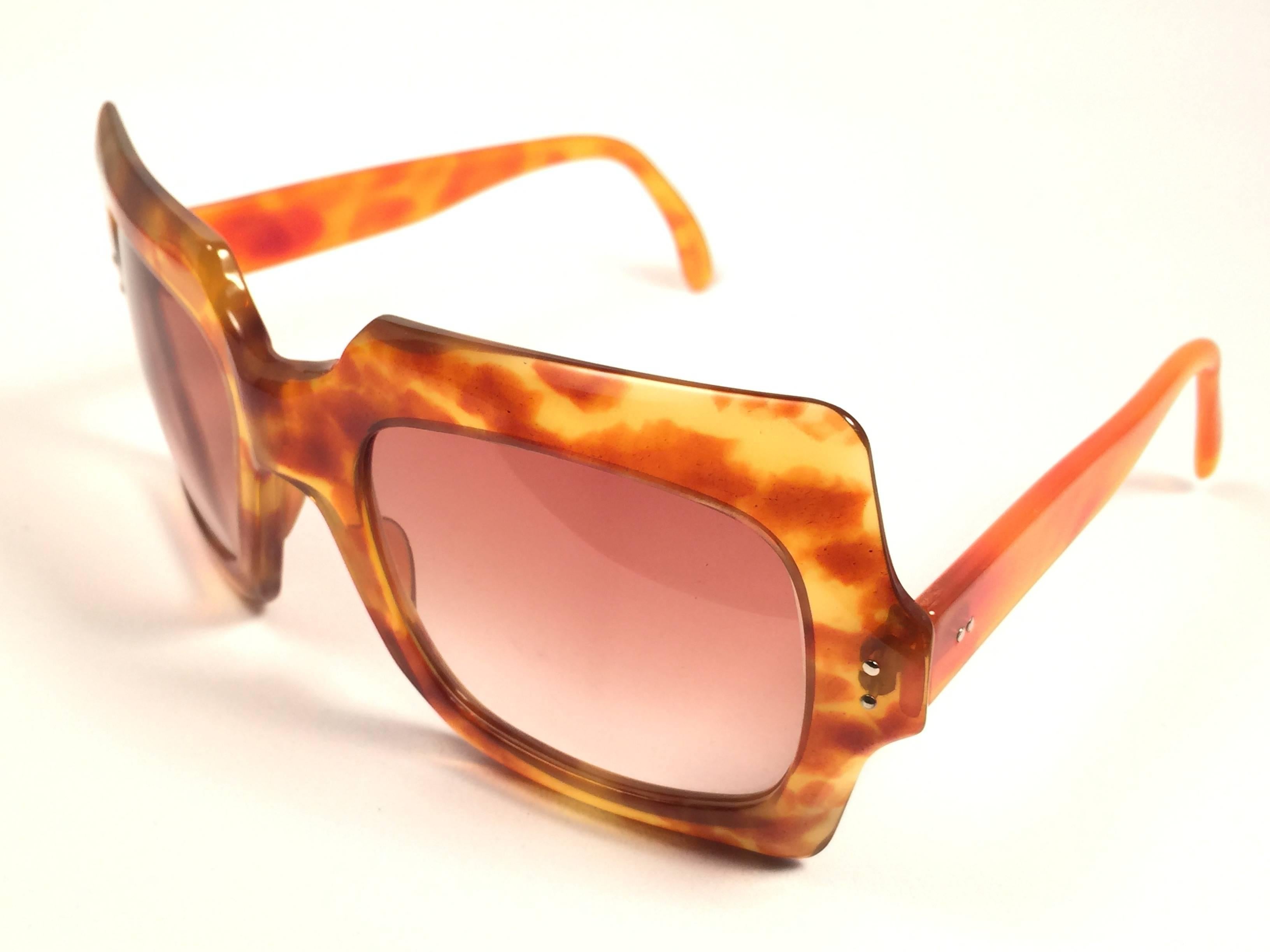 Orange New Rare Vintage Philippe Chevallier Light Tortoise Oversized Sunglasses 1960's en vente