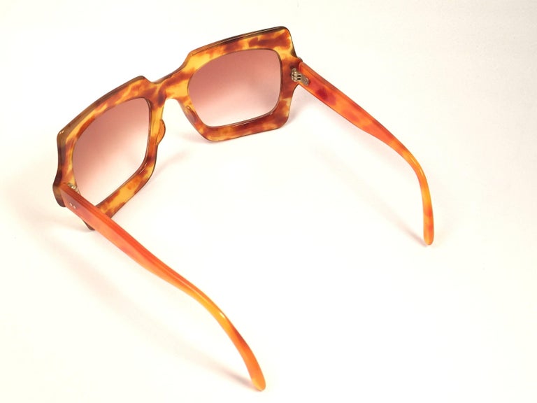 New Rare Vintage Philippe Chevallier Light Tortoise Oversized 1960's Sunglasses For Sale 1