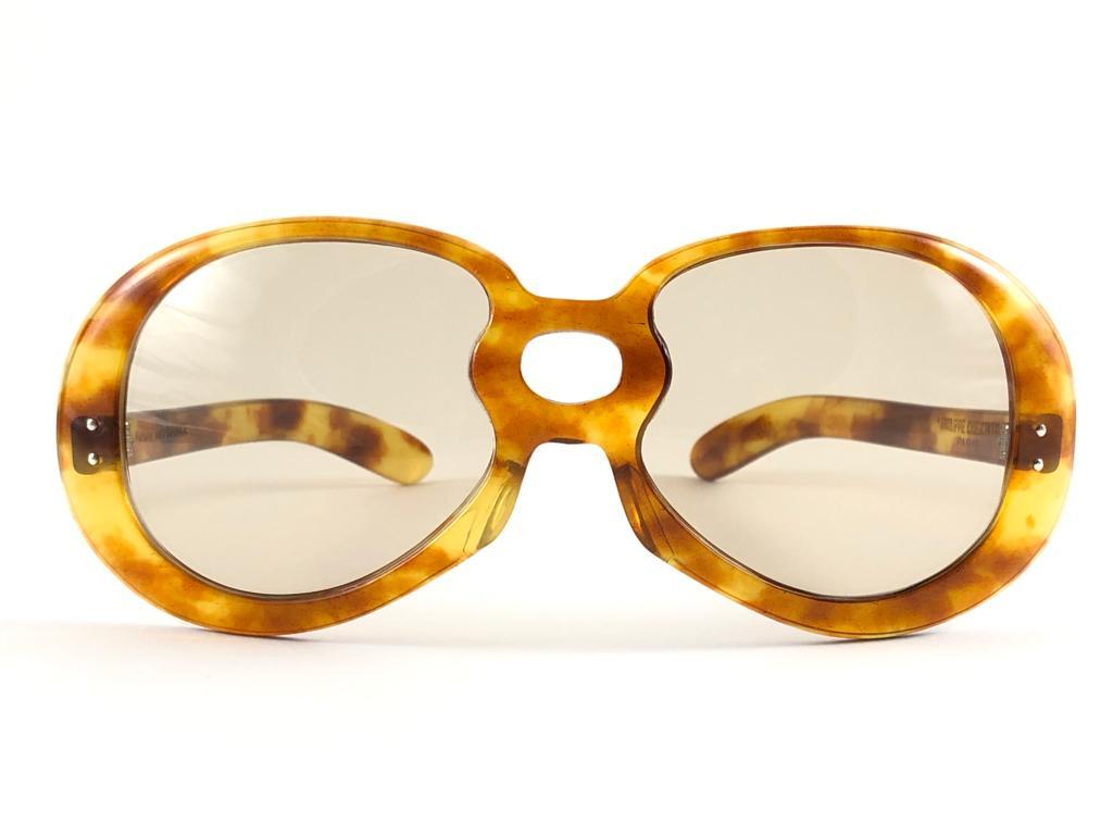 Blanc New Rare Vintage Philippe Chevallier Medium Tortoise Oversized Sunglasses 1960's en vente