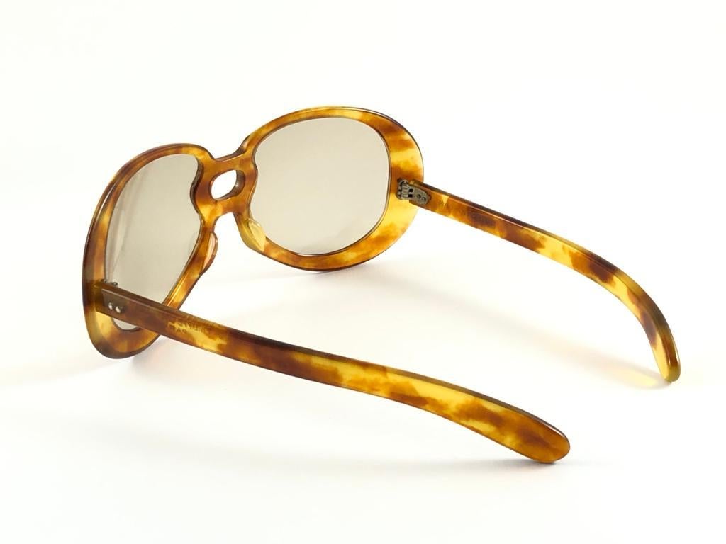 New Rare Vintage Philippe Chevallier Medium Tortoise Oversized 1960's Sunglasses In New Condition For Sale In Baleares, Baleares