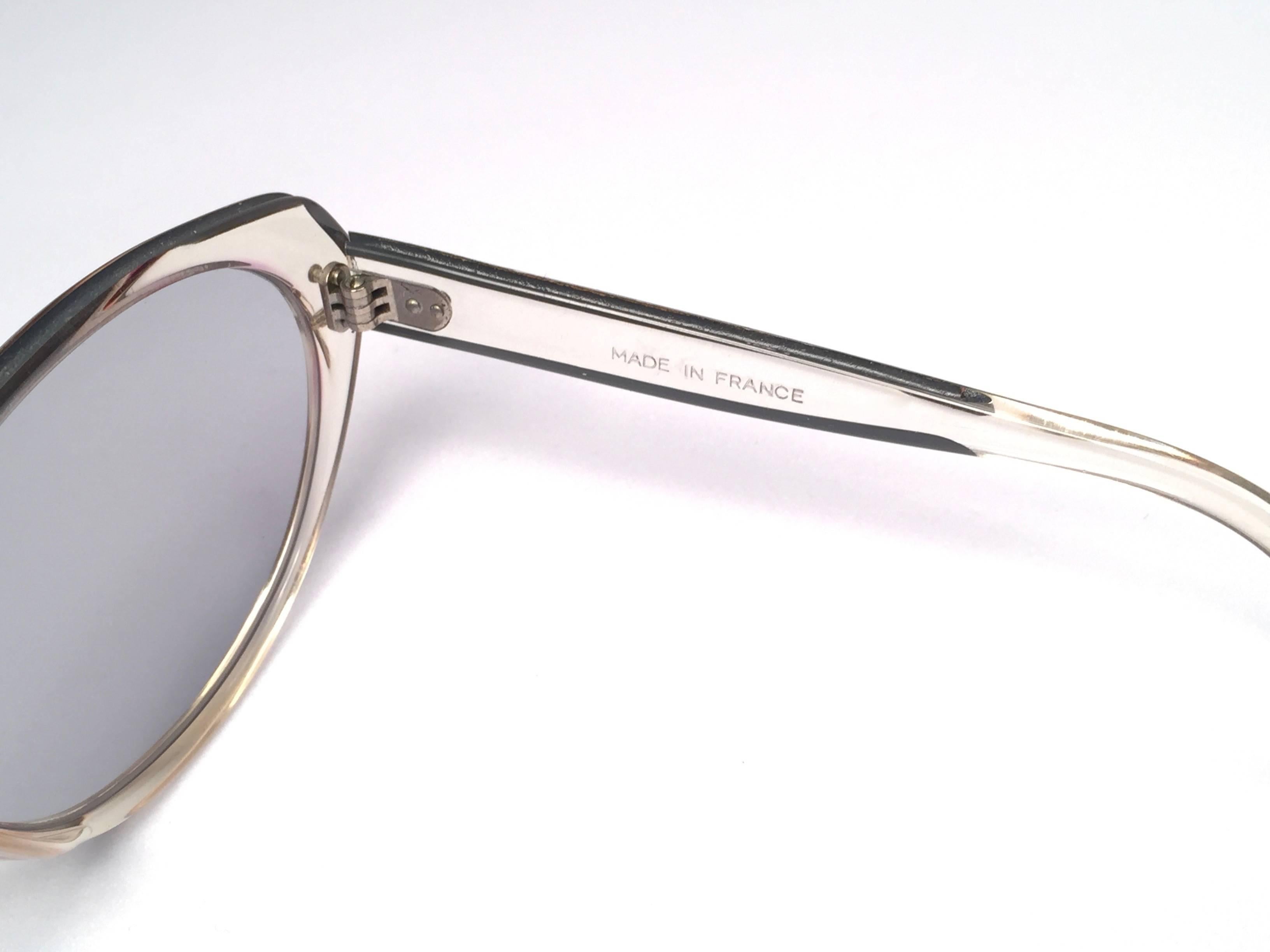 New Rare Vintage Pierre Marly Doly Clear Oversized 1960's Sunglasses In New Condition For Sale In Baleares, Baleares