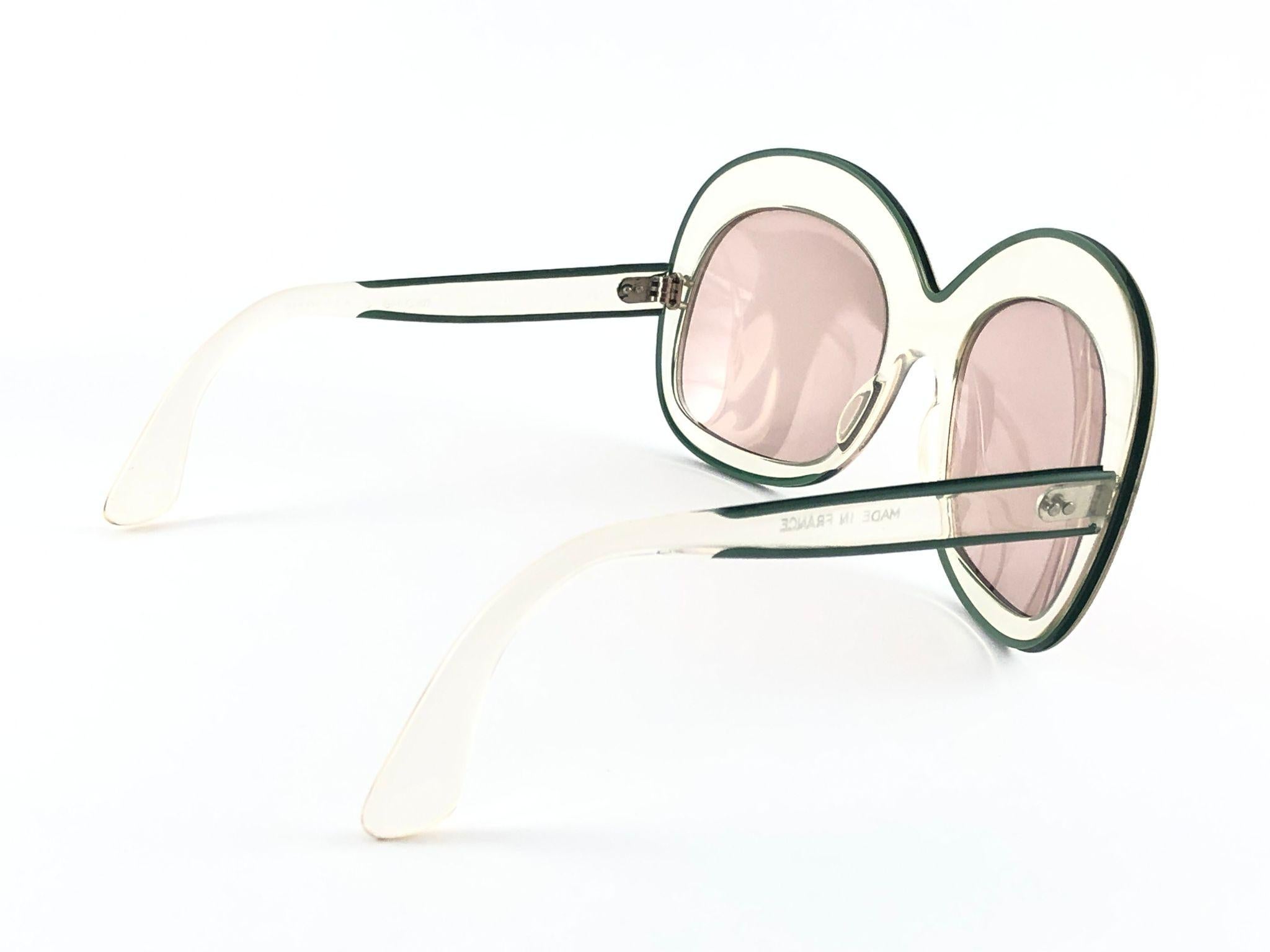 New Rare Vintage Pierre Marly Sourcilla S GM Clear 1960's Sunglasses In New Condition For Sale In Baleares, Baleares