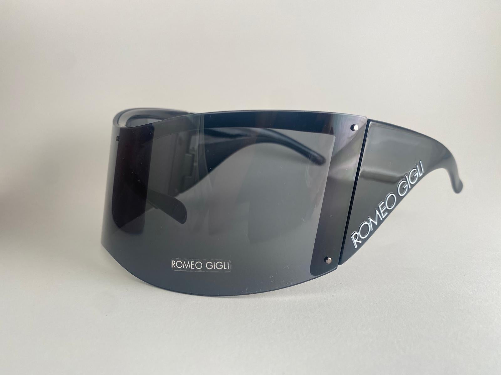 New Rare Vintage Romeo Gigli RG66501 Mask Collector Item Sunglasses 1