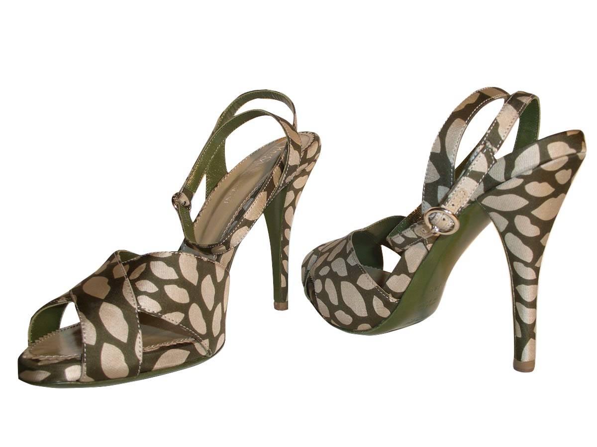 Yves Saint Laurent Escarpins Eva Lips neuves et rares, Taille 38,5 5