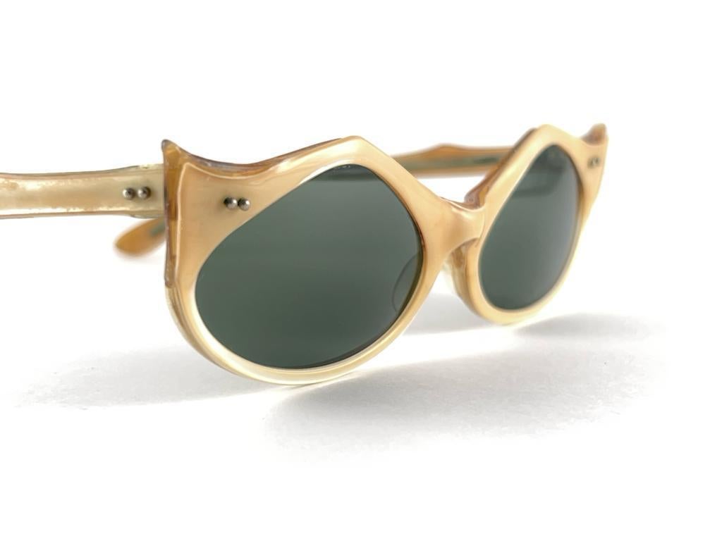 New Ray Ban Griffin 1960's Mid Century Beige G15 Lenses B&L USA Sunglasses For Sale 6