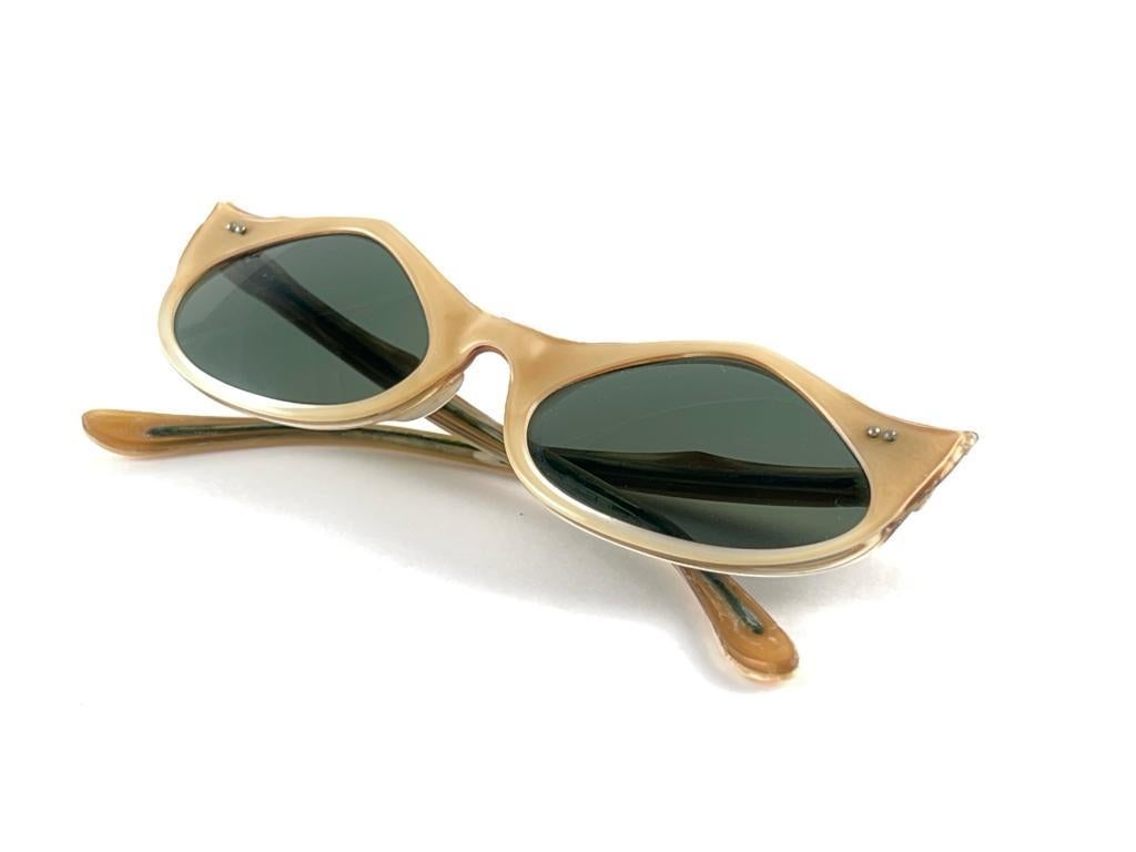Neu Ray Ban Griffin 1960er Mid Century Beige G15 Lenses B&L USA Sonnenbrille, B&L USA, Mid Century, Neu im Angebot 9