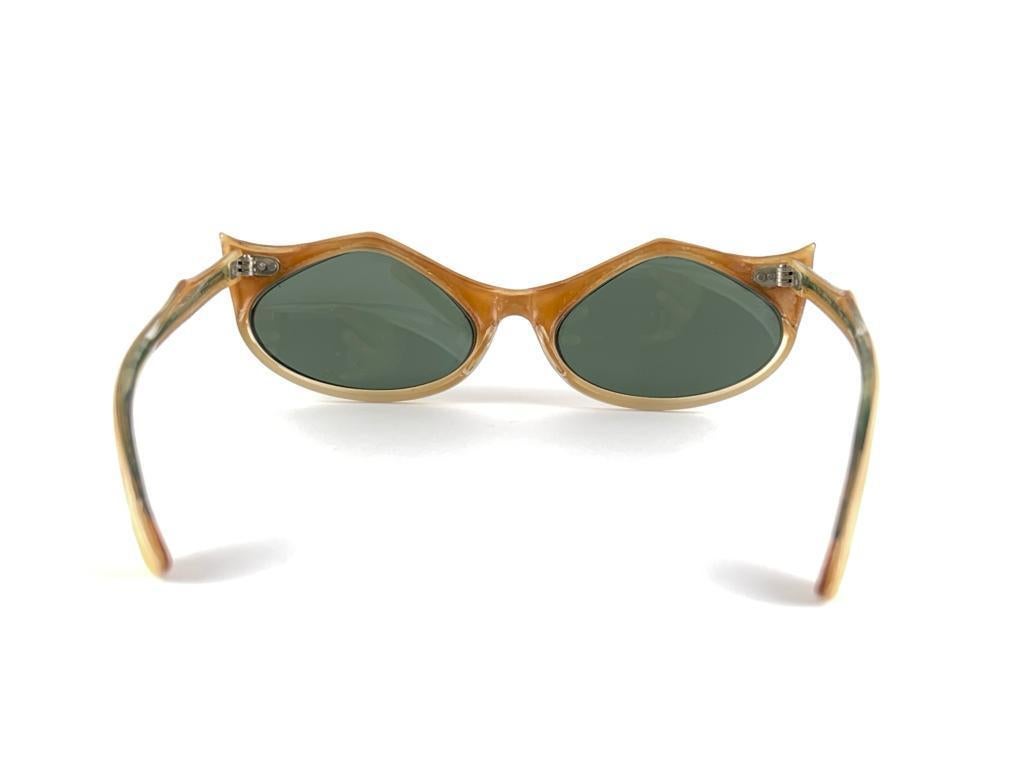 Neu Ray Ban Griffin 1960er Mid Century Beige G15 Lenses B&L USA Sonnenbrille, B&L USA, Mid Century, Neu im Angebot 2