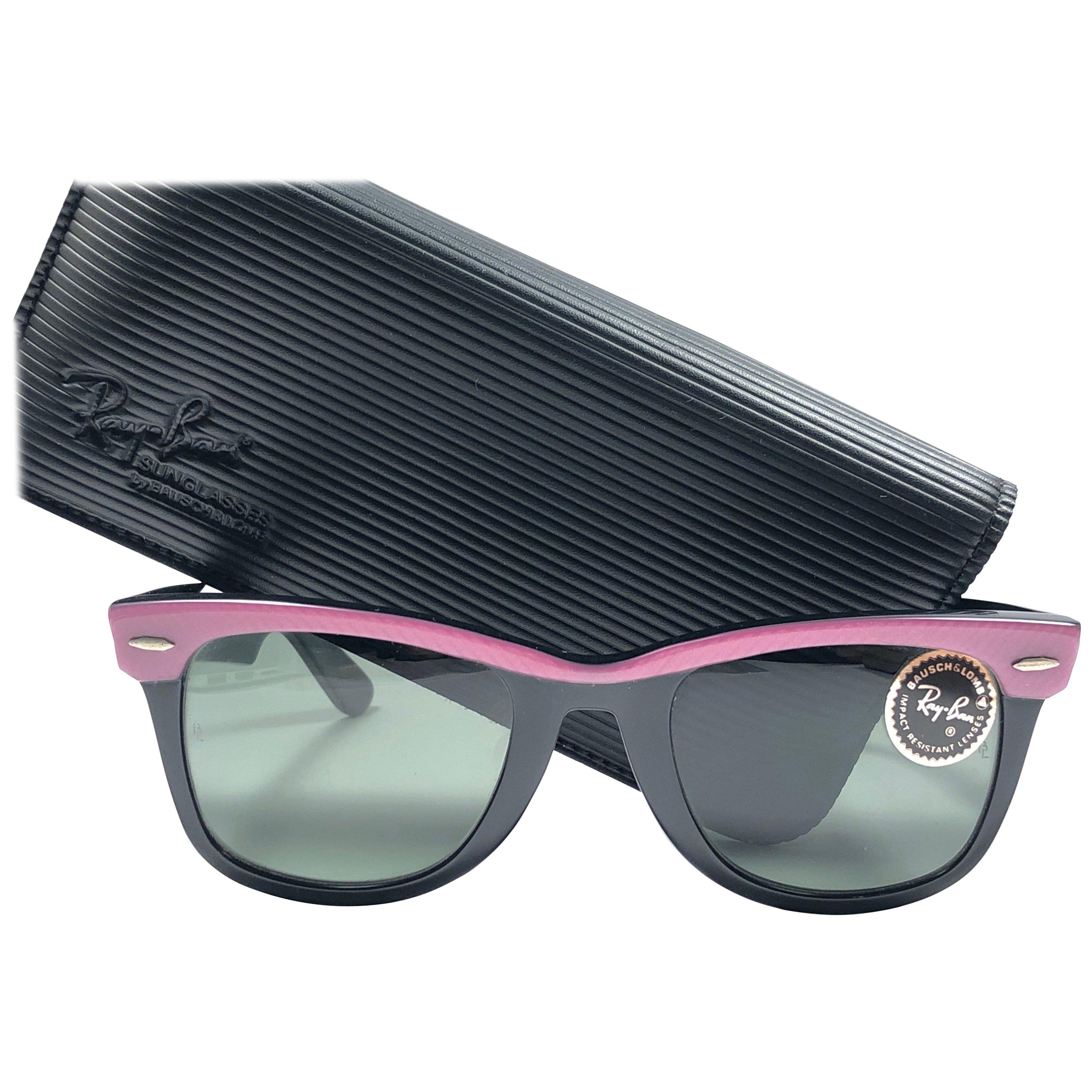 New Ray Ban The Wayfarer Candy Pink / Black B&L Grey Lenses USA 80
s Sunglasses