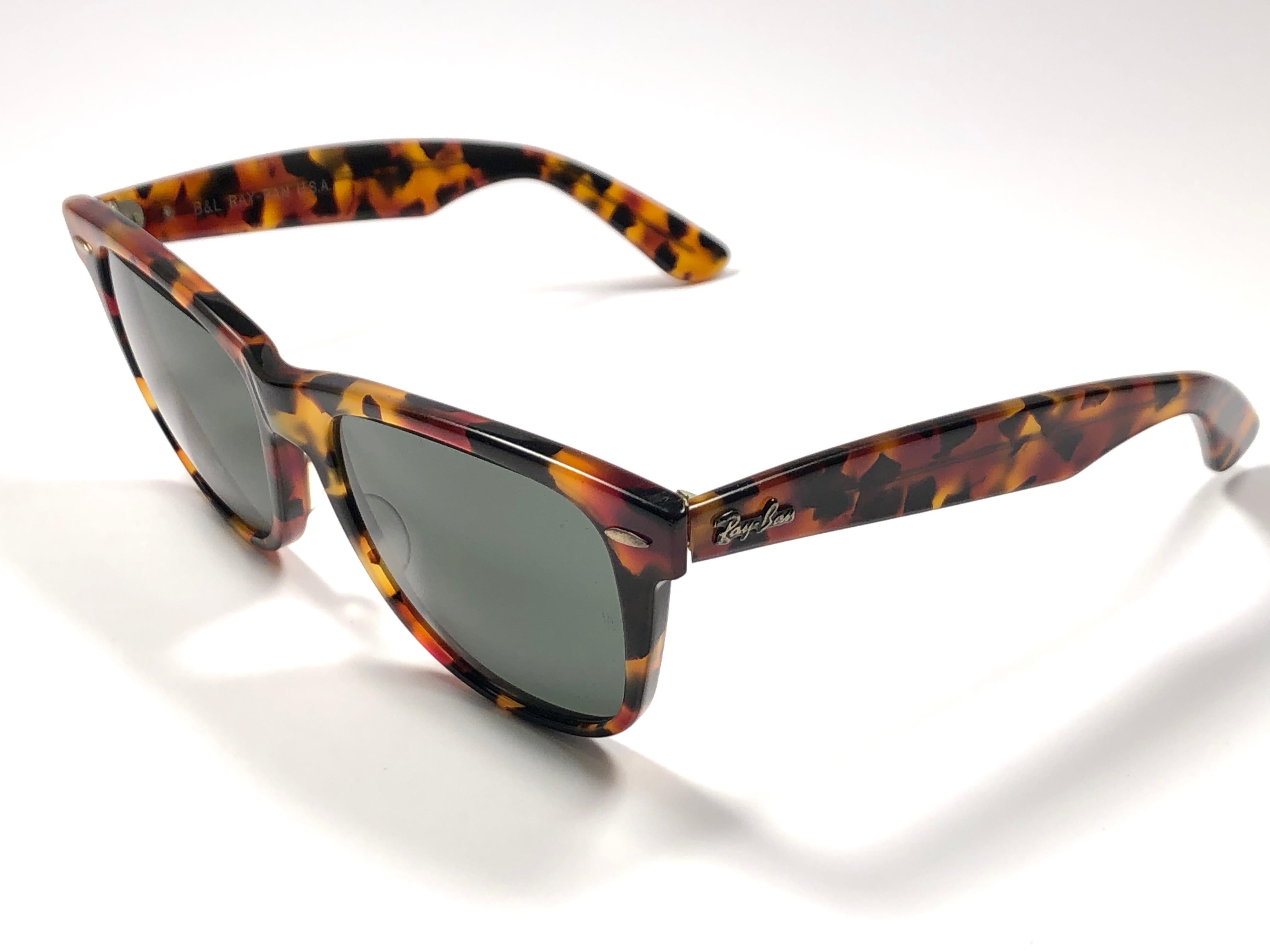 Black New Ray Ban The Wayfarer II Tortoise G15 Grey Lenses USA 80's Sunglasses