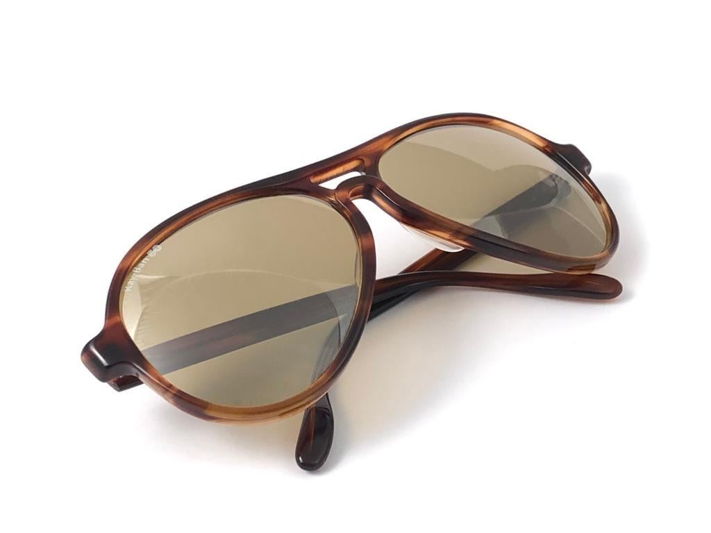 Beige New Ray Ban Vagabond Tortoise RB50 Lens Sunglasses Made in USA